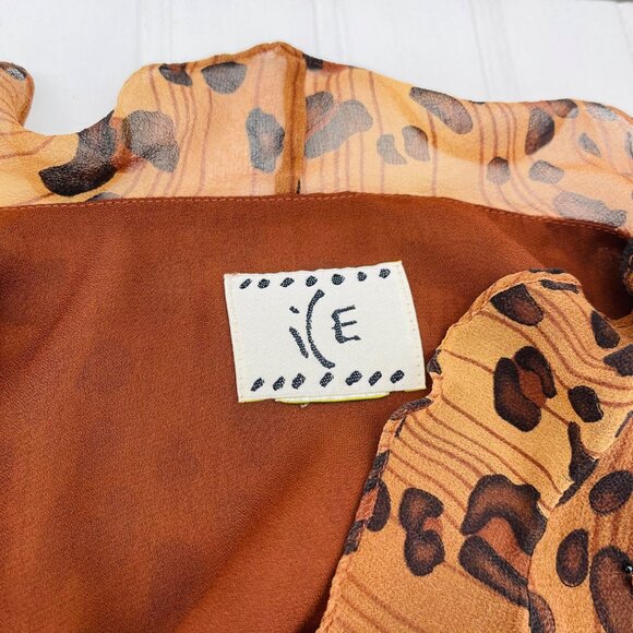 Leopard Print Pleated Blouse Ruffled Collar & Sleeves Flowy Design By Ice Size M - Picture 3 of 4